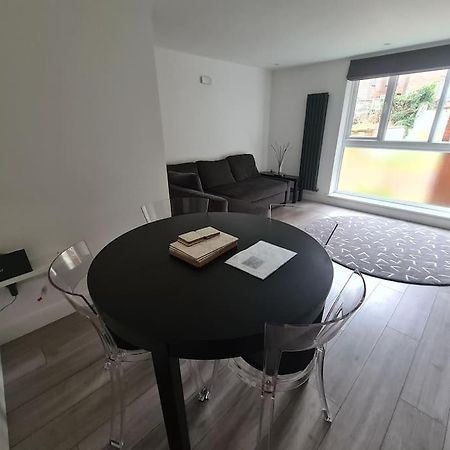 Luton Town Centre Executive Apartment Dış mekan fotoğraf