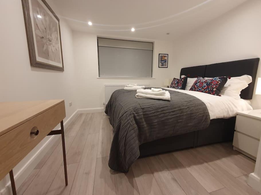Luton Town Centre Executive Apartment Dış mekan fotoğraf