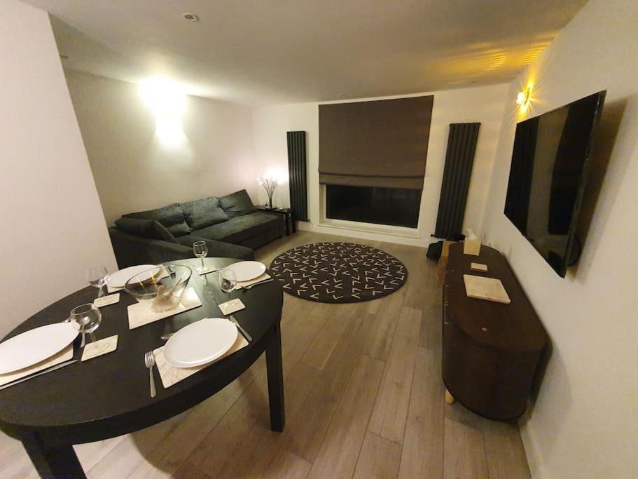 Luton Town Centre Executive Apartment Dış mekan fotoğraf