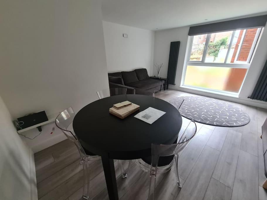 Luton Town Centre Executive Apartment Dış mekan fotoğraf