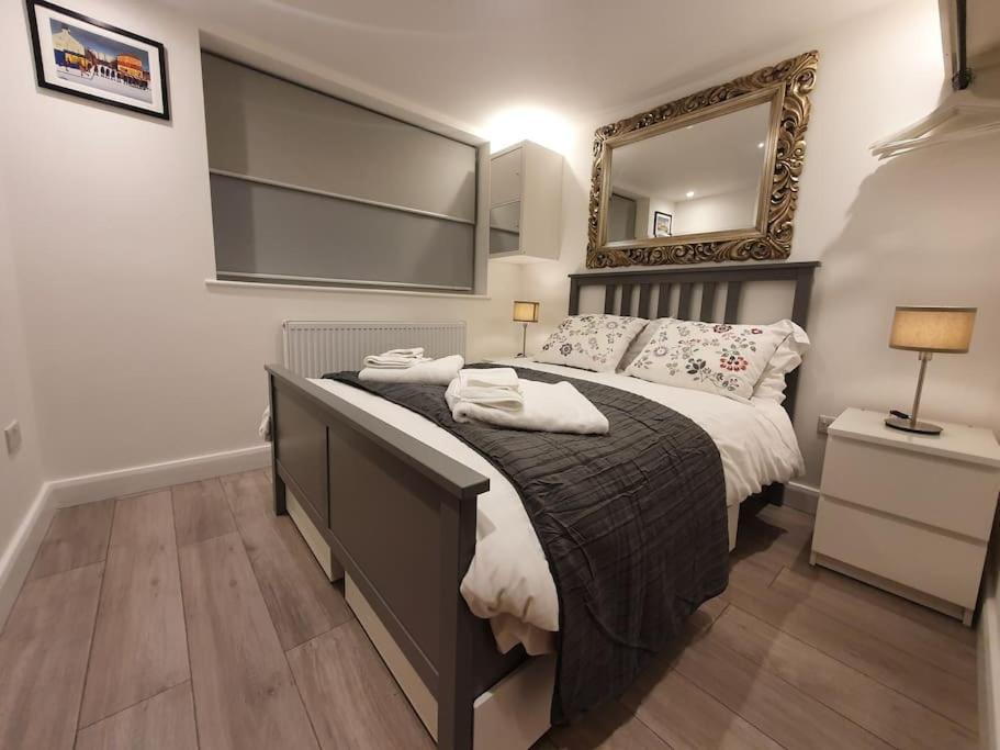 Luton Town Centre Executive Apartment Dış mekan fotoğraf